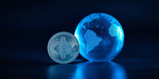 Criptomonedas mostradas como componente de los mercados financieros globales